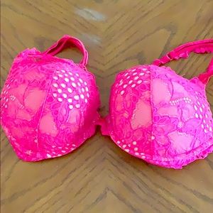 Bombshell Victoria secret bra